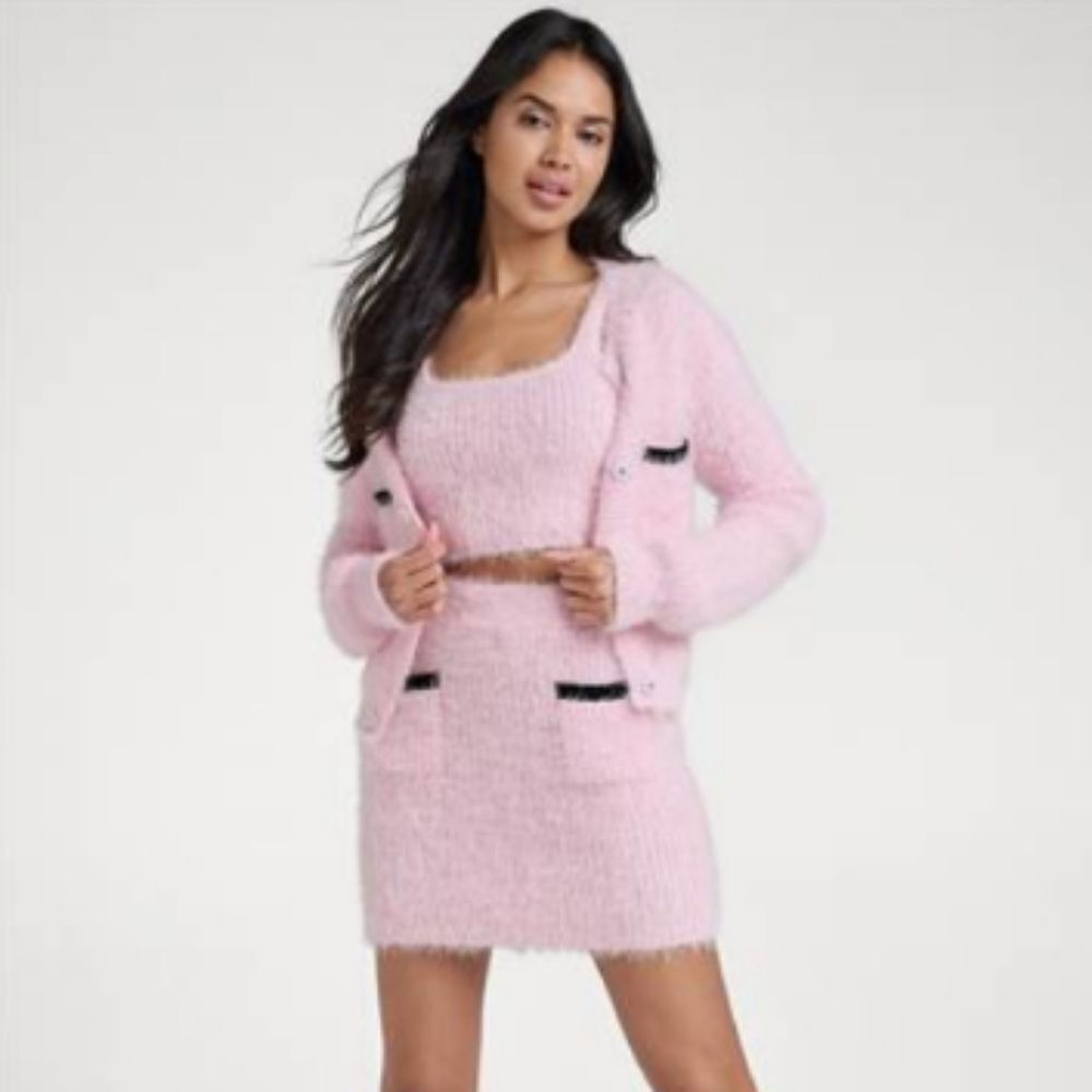 Complete 3 Piece Feather Sweater Outfit from Venus
